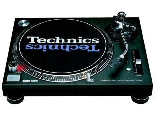 Technics SL1210 Turntable